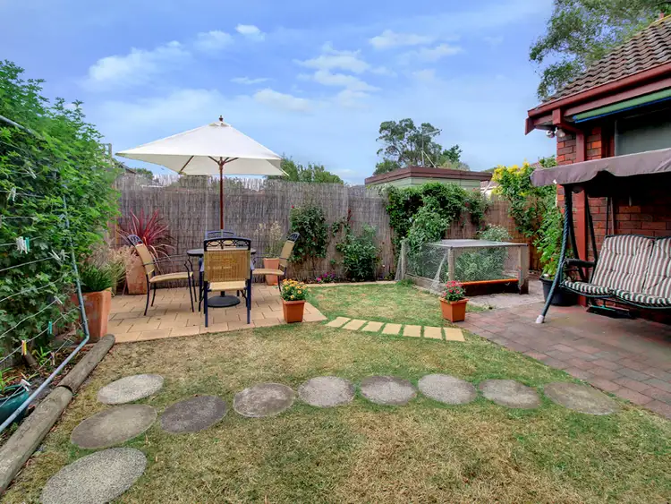 Second view of Homely unit listing, 4/11 Deane Street, Frankston VIC 3199