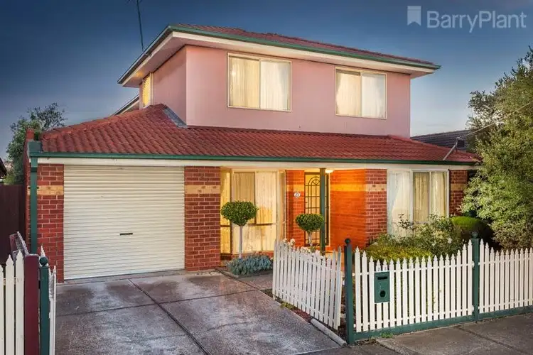 27 Newham Way, Altona Meadows VIC 3028