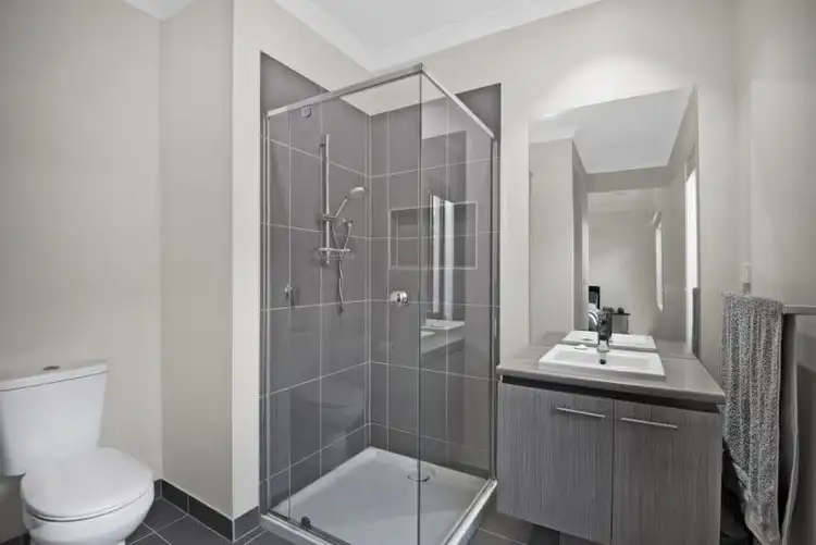 Sixth view of Homely house listing, 4 Kuranda Way, Point Cook VIC 3030