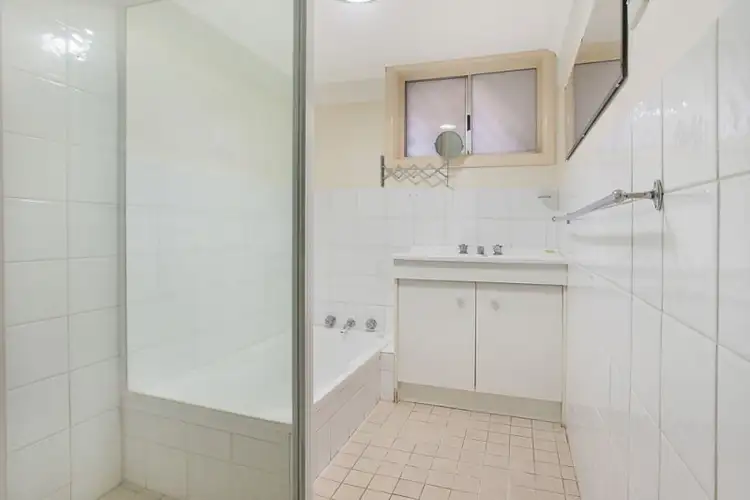 Seventh view of Homely house listing, 4 Leeds Close, Millars Well WA 6714