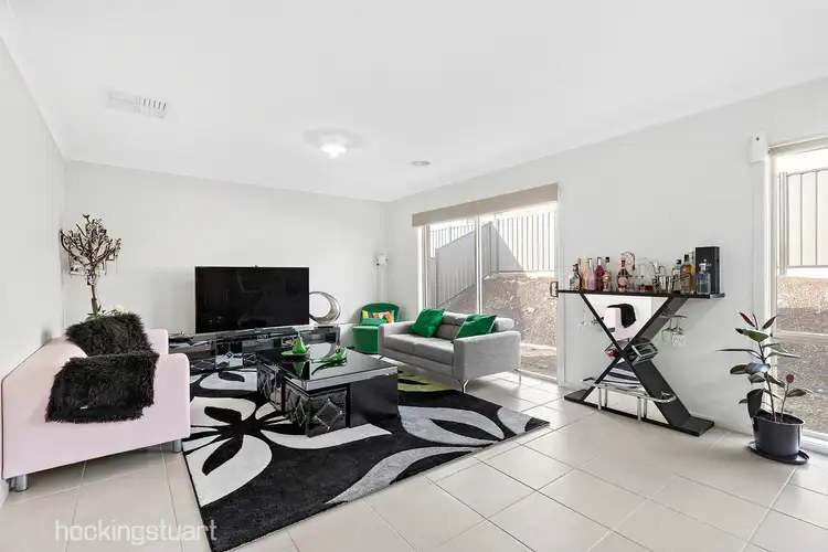 Sixth view of Homely house listing, 10 Montvale Drive, Craigieburn VIC 3064