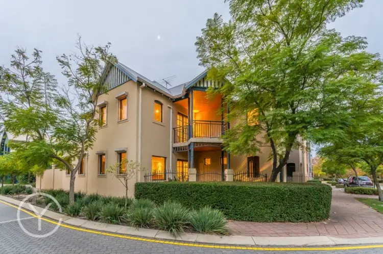 28 Mere View Way, Subiaco WA 6008