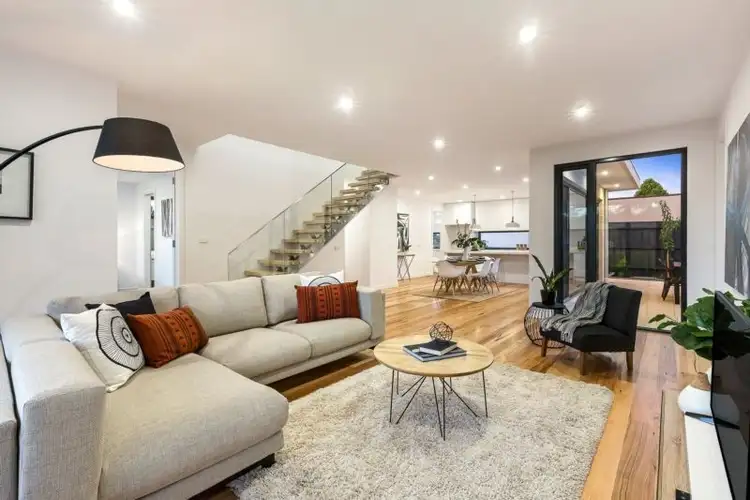 33 Airlie Road, Montmorency VIC 3094