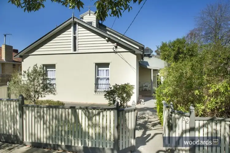 62 Eley Road, Burwood VIC 3125