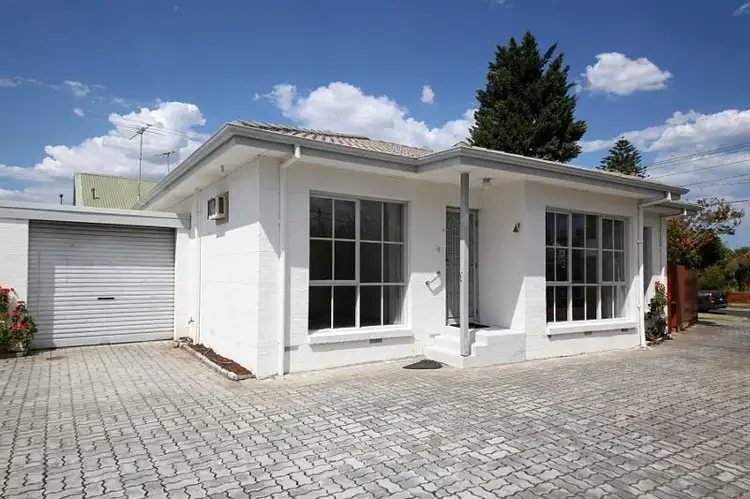 1/17 Fitzroy Street, Mckinnon VIC 3204