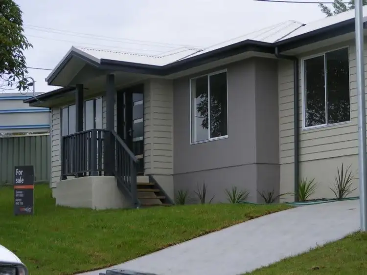 Corner Lilian Street & Lake Road, Glendale NSW 2285