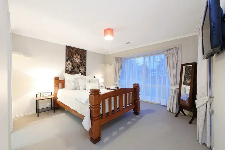 Sixth view of Homely house listing, 8 Kalimna Court, Rowville VIC 3178