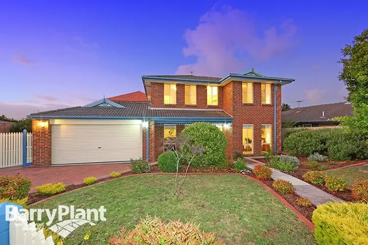 13 Kimberley Drive, Ferntree Gully VIC 3156