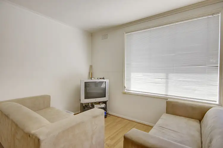 Sixth view of Homely unit listing, 4/1 Kinnordy Court, Hamlyn Heights VIC 3215