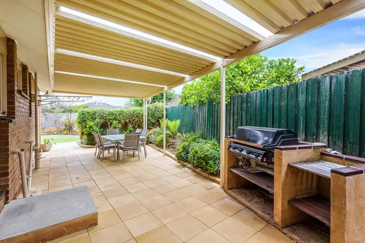 10 Rush Court, Altona VIC 3018