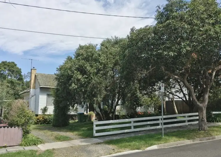 Second view of Homely house listing, 3 Grant Crescent, Ringwood VIC 3134