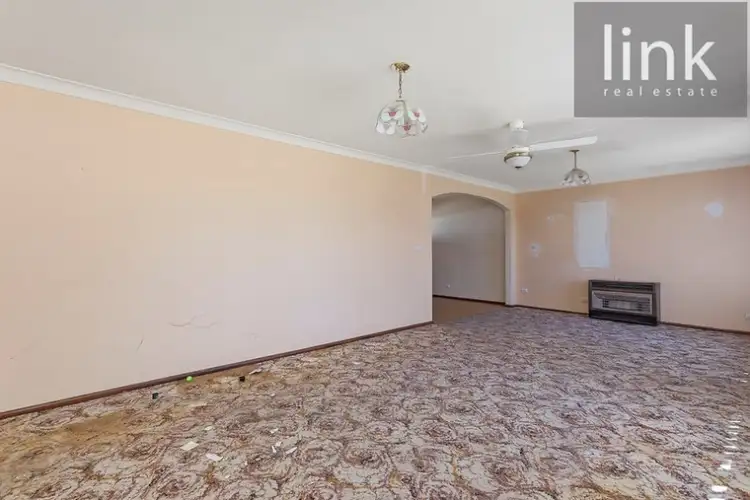 Fourth view of Homely house listing, 1099 Yarramba Crescent, North Albury NSW 2640