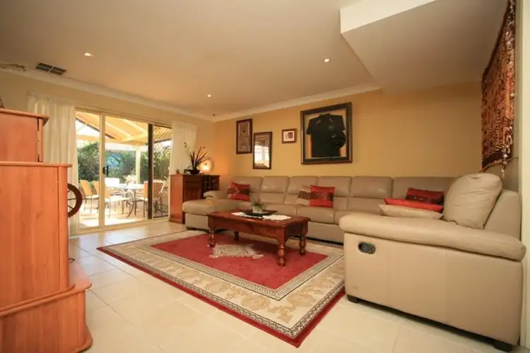 Sixth view of Homely house listing, 7 Lupin Close, Metford NSW 2323