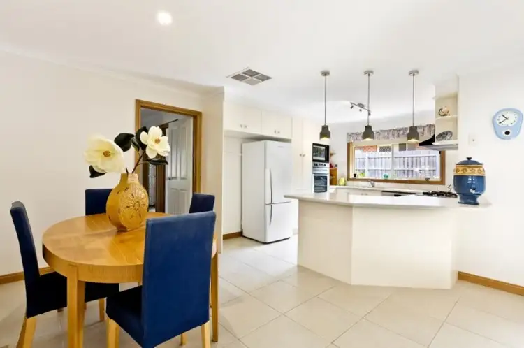 Fifth view of Homely house listing, 7 Willaura Place, Yallambie VIC 3085