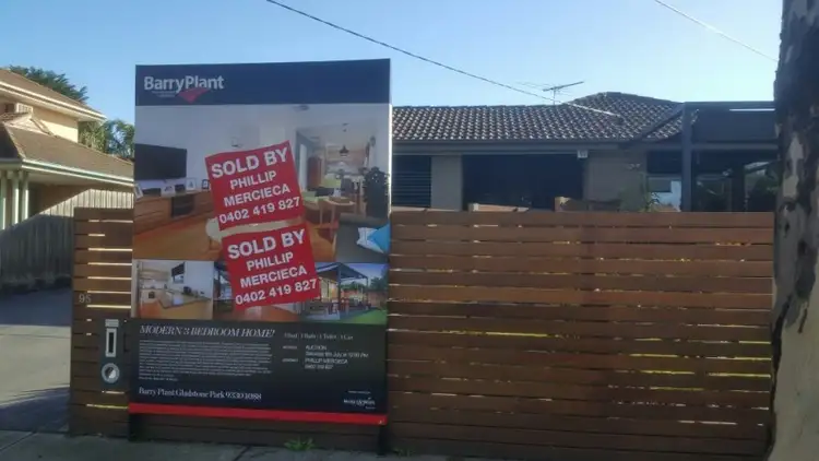 95 Carrick Drive, Gladstone Park VIC 3043