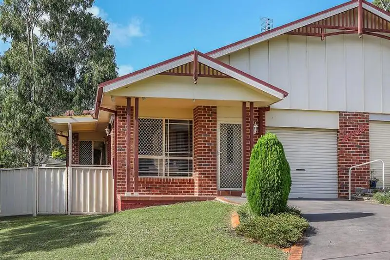 Main view of Homely semi-detached listing, 2/15 Defender Close, Marmong Point NSW 2284