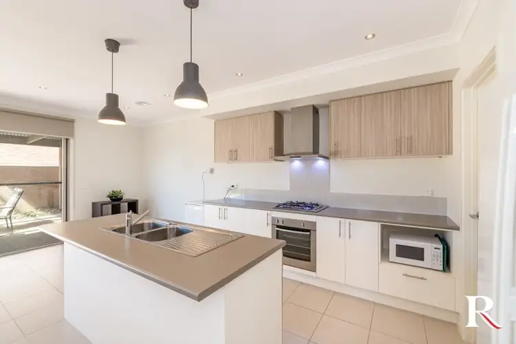 1 Hardwood Walk, Leopold VIC 3224