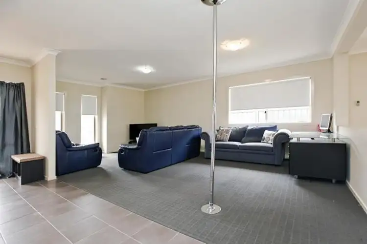 Second view of Homely house listing, 5 Hidden Valley Road, Tarneit VIC 3029