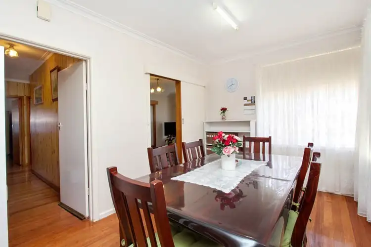 Sixth view of Homely house listing, 10 Kenross Court, Braybrook VIC 3019