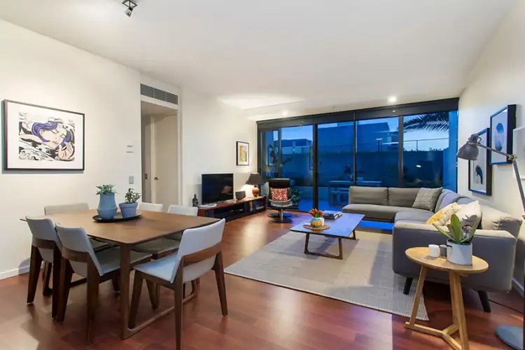 Fourth view of Homely apartment listing, 26/2 Esplanade West, Port Melbourne VIC 3207