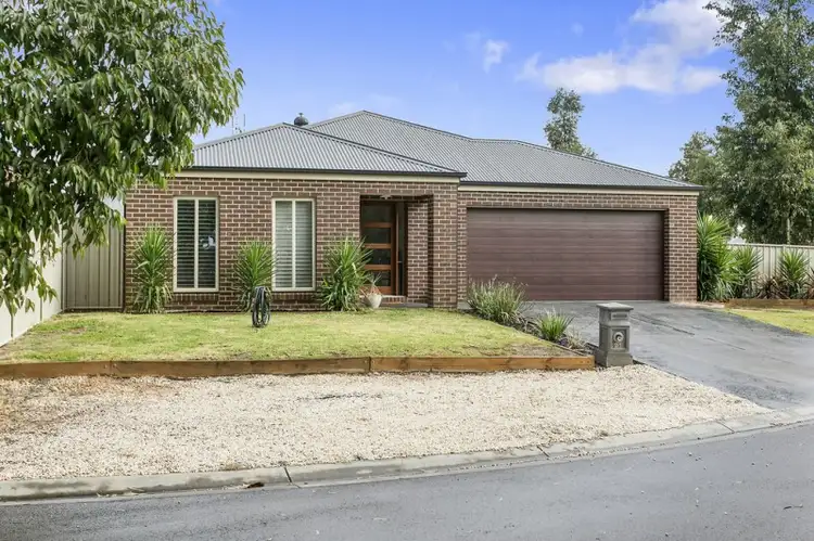 Main view of Homely house listing, 21 Arinya Close, Ascot VIC 3551