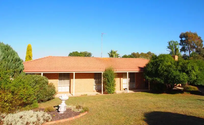 Main view of Homely house listing, 6 Birchwood Court, Bairnsdale VIC 3875