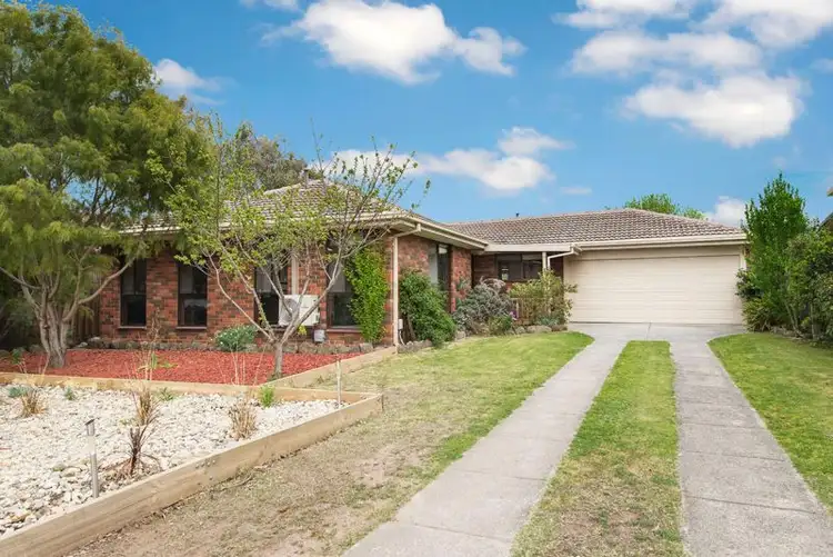 136 Mill Park Drive, Mill Park VIC 3082