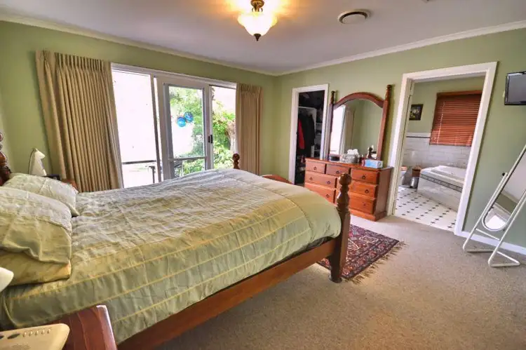 Fifth view of Homely house listing, 25 Apollo Street, Mansfield VIC 3722