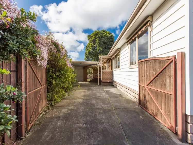Fifth view of Homely house listing, 10 Holmes Street, Frankston VIC 3199