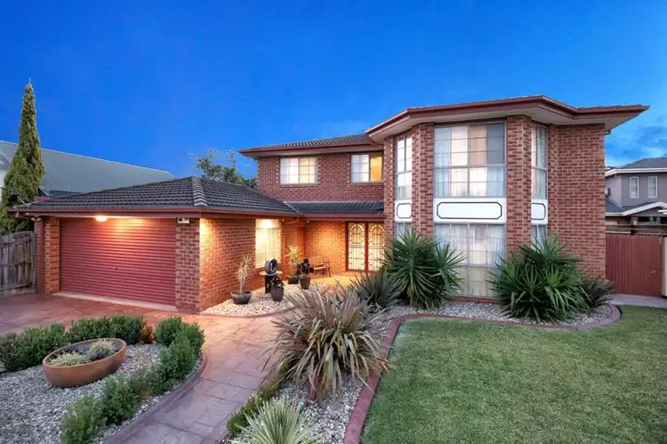10 Ambleside Road, Greenvale VIC 3059