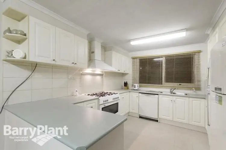 Sixth view of Homely house listing, 1 Macquarie Court, Cranbourne North VIC 3977