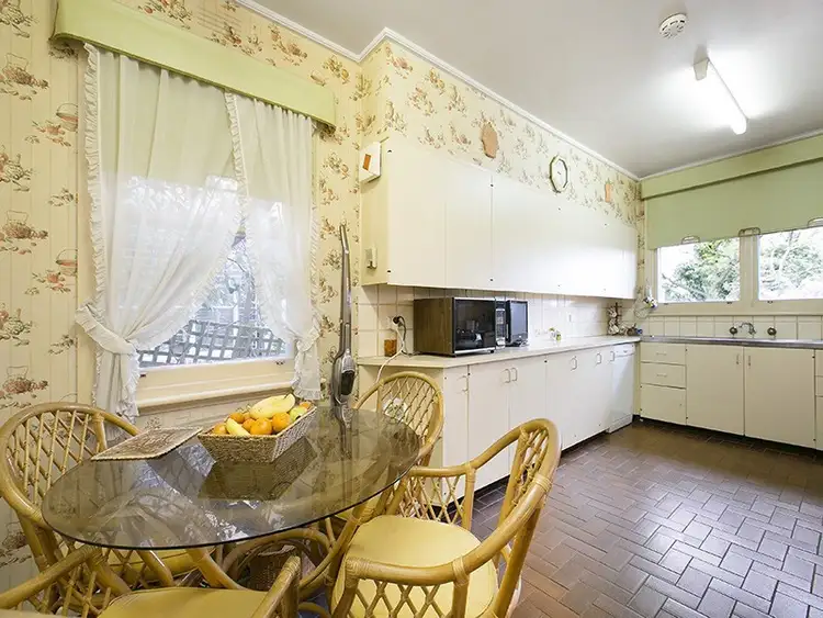 Sixth view of Homely house listing, 5 Wirth Street, Mount Waverley VIC 3149