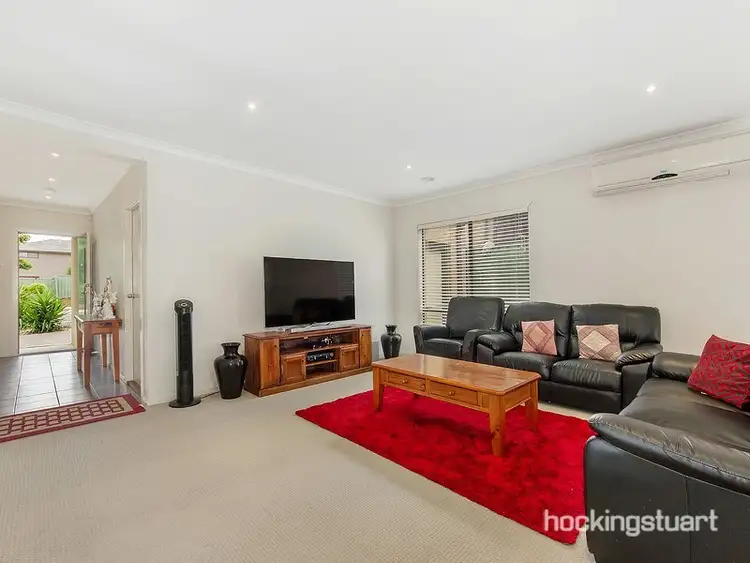 Fifth view of Homely house listing, 3 Kunuka Circuit, Caroline Springs VIC 3023