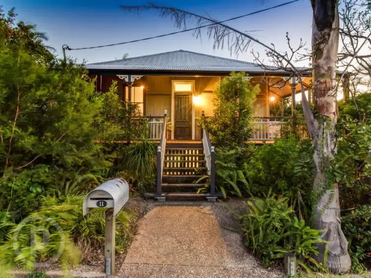 11 Fraser Street, Wooloowin QLD 4030