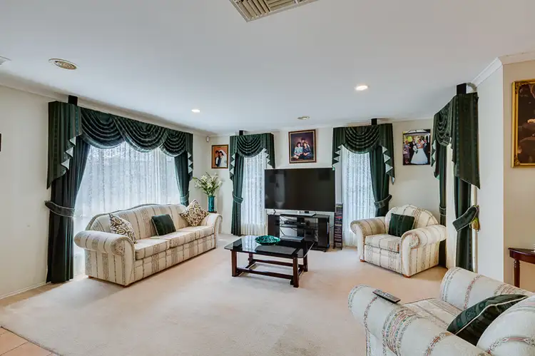 Second view of Homely house listing, 6 Avenham Court, Hillside VIC 3037
