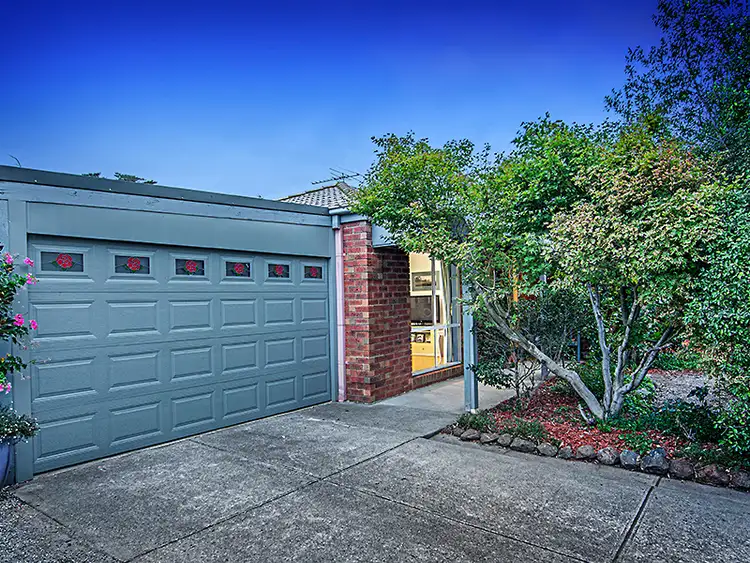 4 Carmarthen Close, Werribee VIC 3030