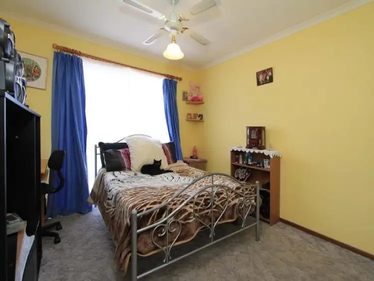 Seventh view of Homely townhouse listing, 2/573 Webb St, Lavington NSW 2641