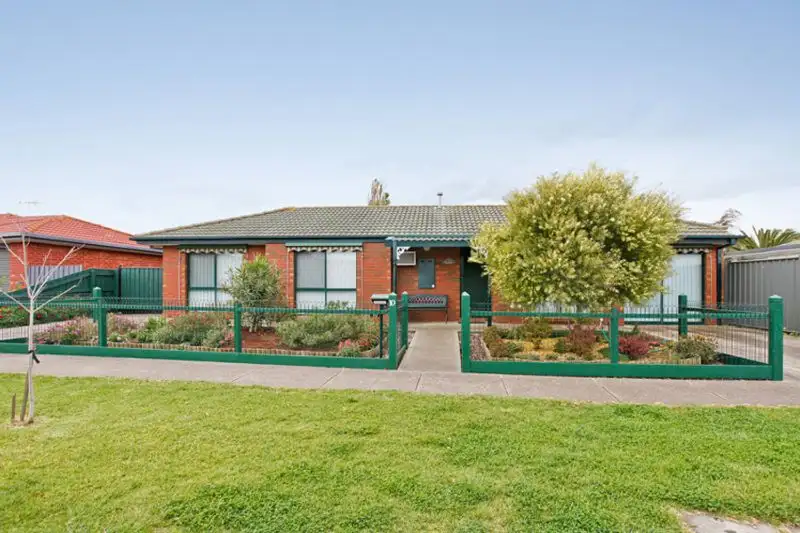 Main view of Homely house listing, 10 Alsace Avenue, Hoppers Crossing VIC 3029