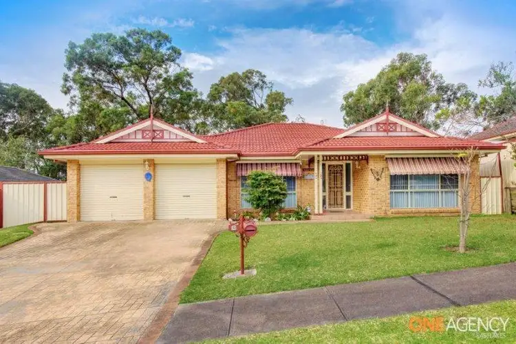 10 Bottlebrush Grove, Caves Beach NSW 2281