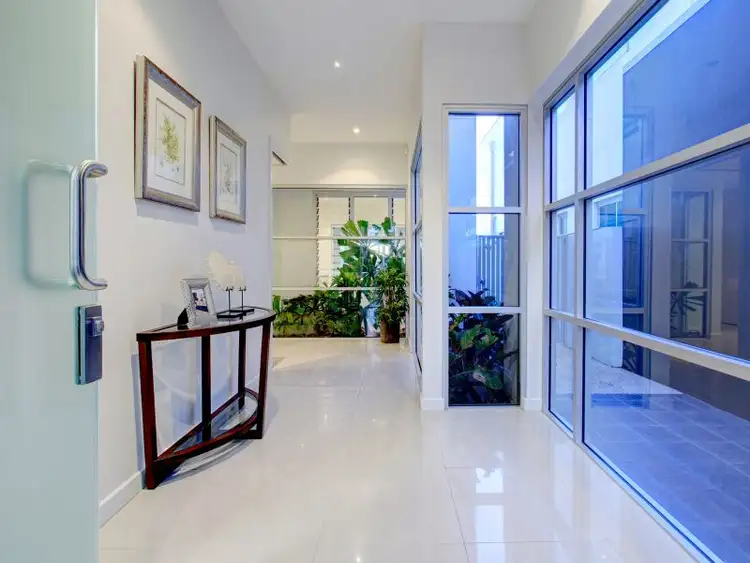 Third view of Homely house listing, 33 Addison Avenue, Bulimba QLD 4171