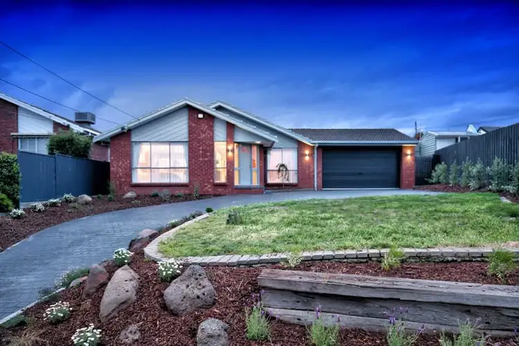 Second view of Homely house listing, 4 Davidson Court, Attwood VIC 3049