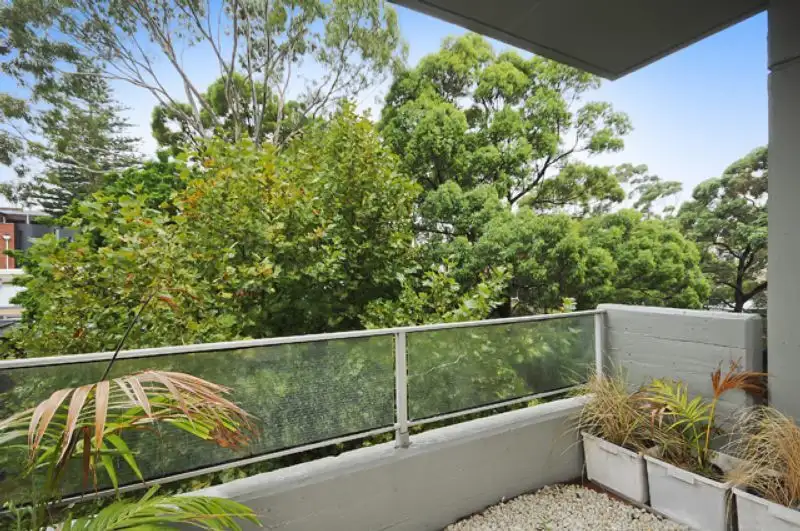 Main view of Homely apartment listing, 47/90 Blues Point Rd, Mcmahons Point NSW 2060