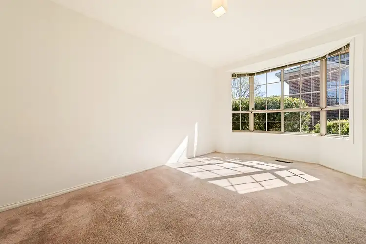 2/44 Hampshire Road, Doncaster VIC 3108