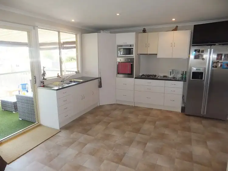 Fifth view of Homely house listing, 8 Willow Court, Woodgate QLD 4660