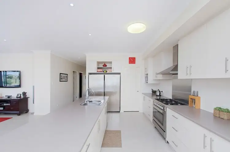 Second view of Homely house listing, 1 Graham Court, Hatton Vale QLD 4341