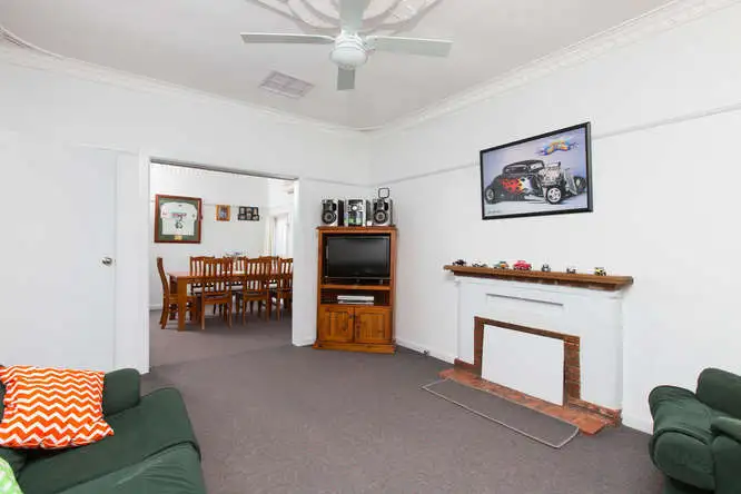 Fifth view of Homely house listing, 121 Jacaranda Street, Red Cliffs VIC 3496