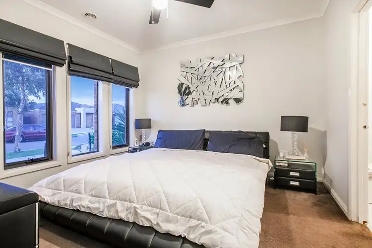 Sixth view of Homely house listing, 10 Gunther Way, Wollert VIC 3750
