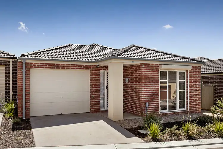 Main view of Homely unit listing, 10 Everton Lane, Langwarrin VIC 3910