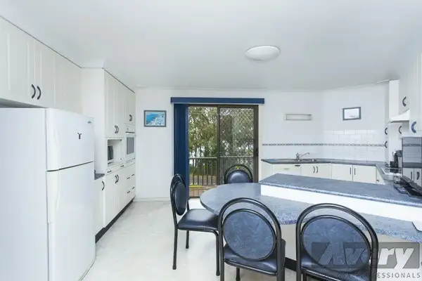 Sixth view of Homely house listing, 2 The Quarterdeck, Carey Bay NSW 2283
