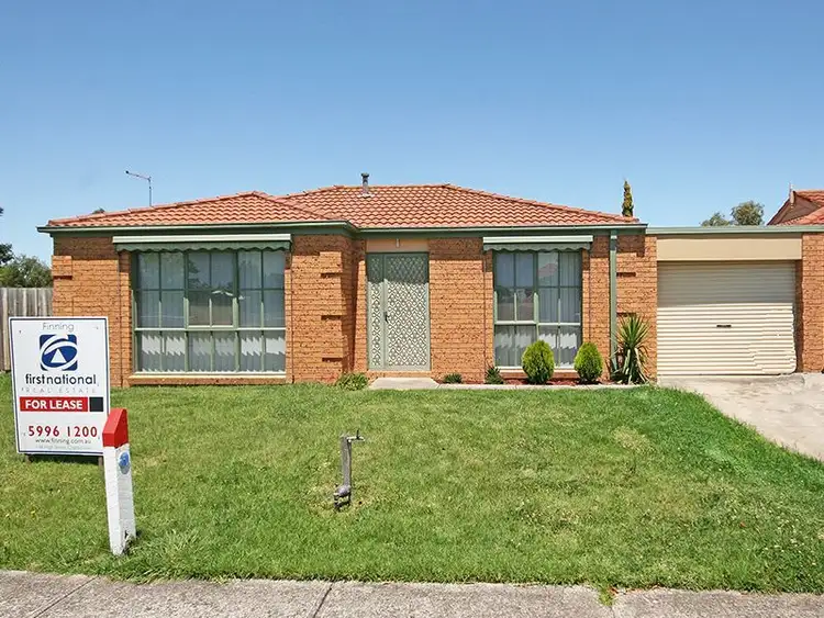1/146 Courtenay Avenue, Cranbourne North VIC 3977